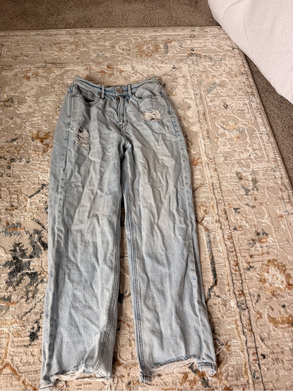 American Eagle Outfitters Light Blue Distressed Straight Leg Jeans